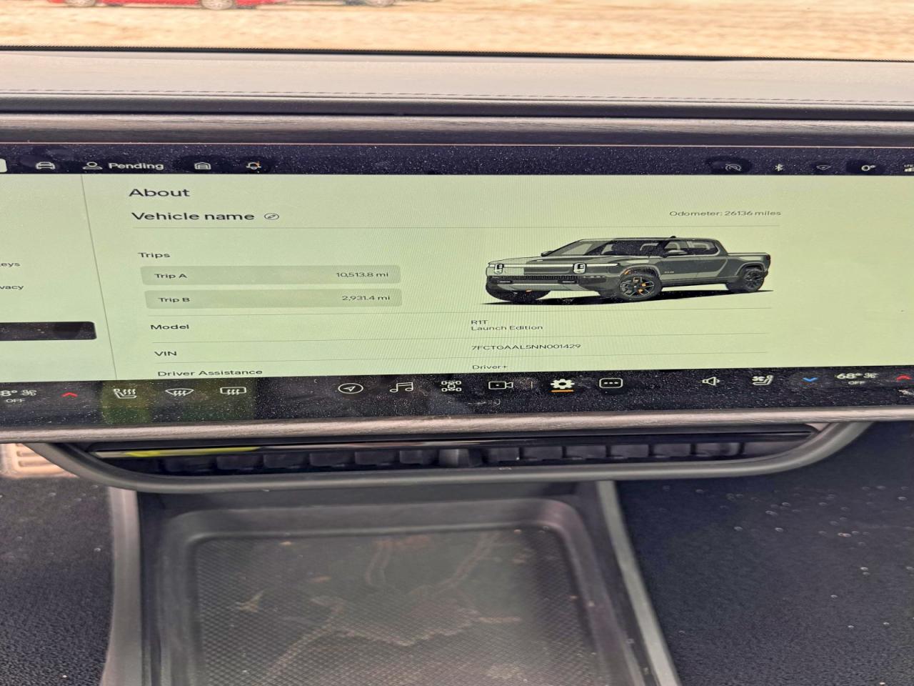 2022 Rivian Rit VIN 7FCTGAAL5NN001429 photo 9