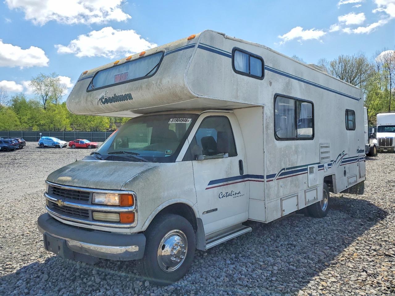2000 COACHMEN All models VIN 1GBJG31J9Y1254583 photo 2