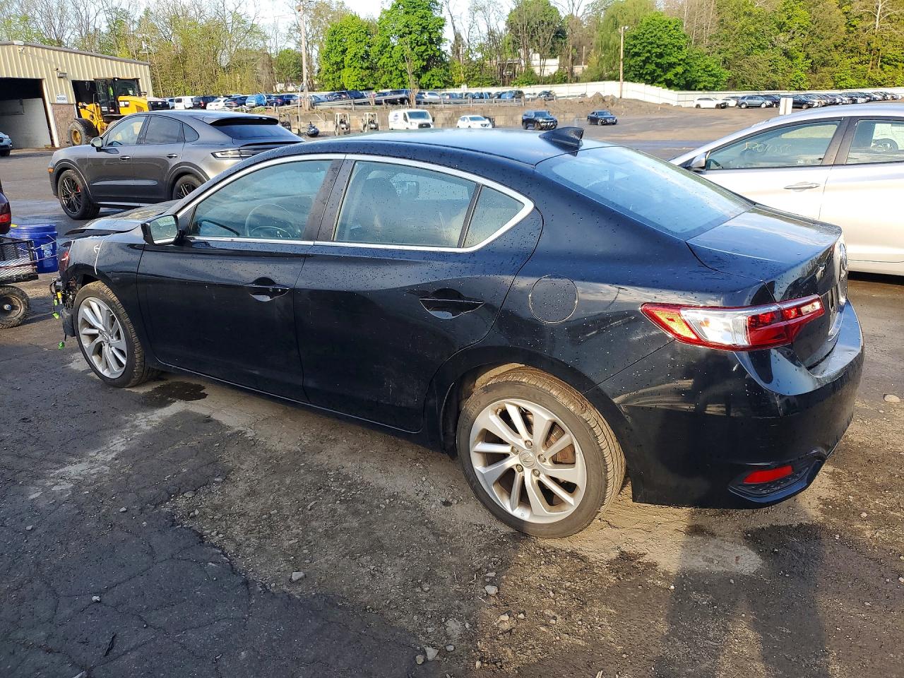 2018 Acura Ilx VIN 19UDE2F76JA009947 photo 2