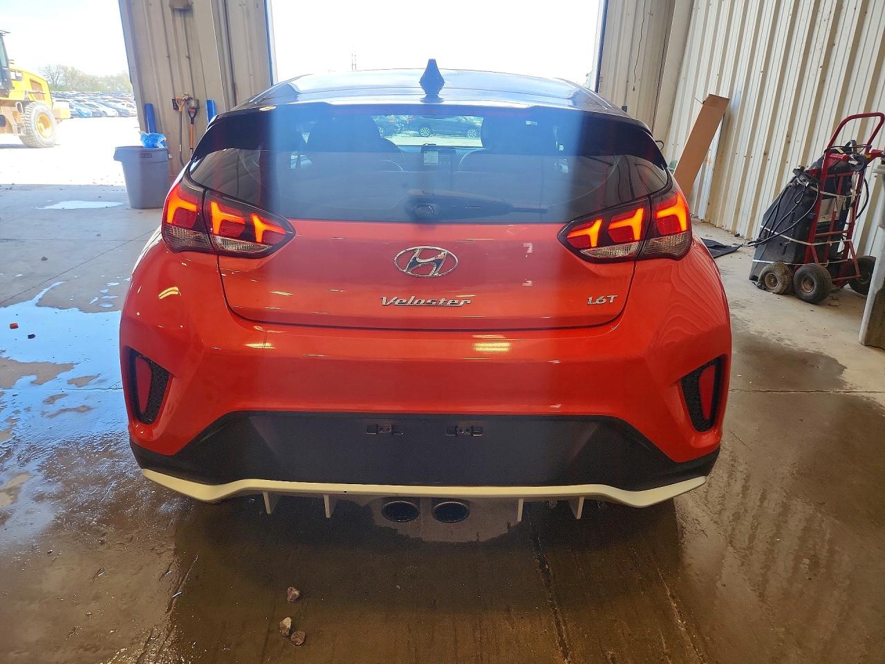 2019 Hyundai Veloster VIN KMHTH6AB6KU014338 photo 6
