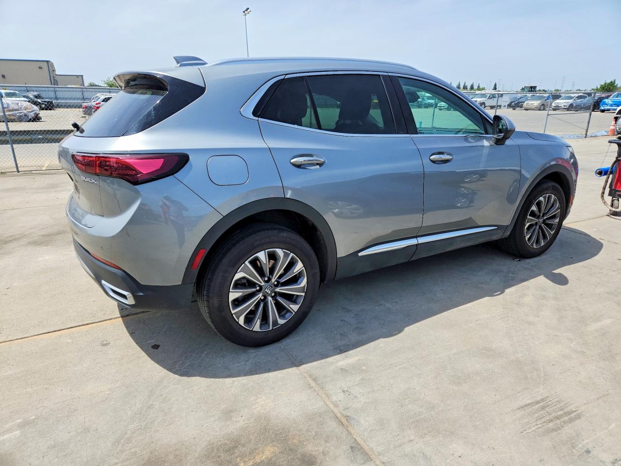 2024 Buick Envision VIN LRBFZME40RD071805 photo 3