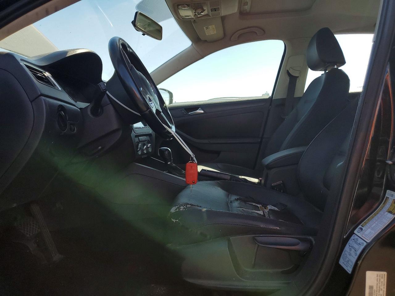 2011 VOLK Jetta VIN 3VWDZ7AJ1BM357952 photo 7