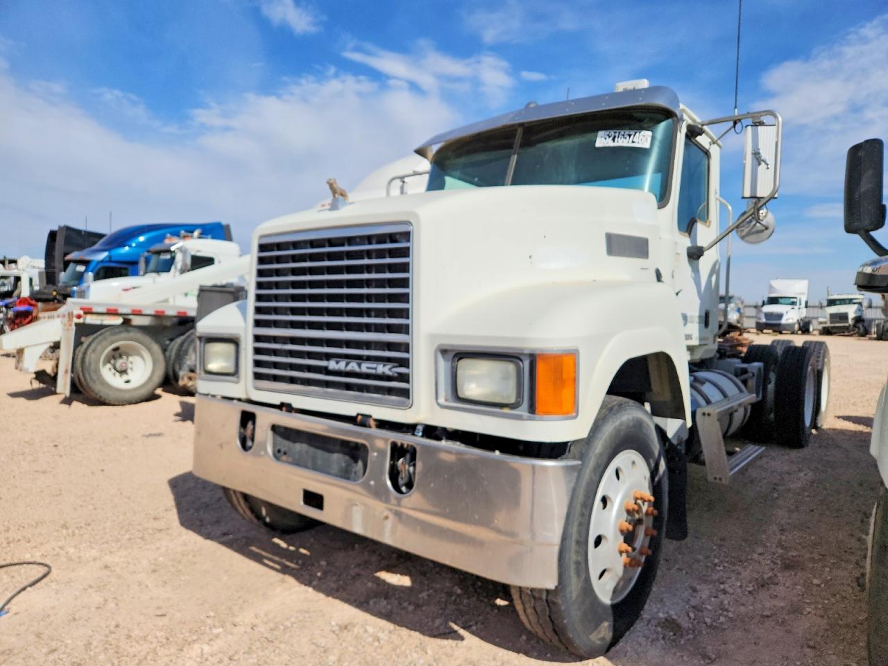 2015 MACK All other VIN 1M2AN07Y1FM018019 photo 2