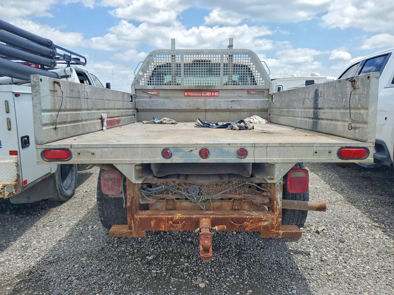 2005 Ford F350 VIN 1FDSF34545ED23553 photo 6