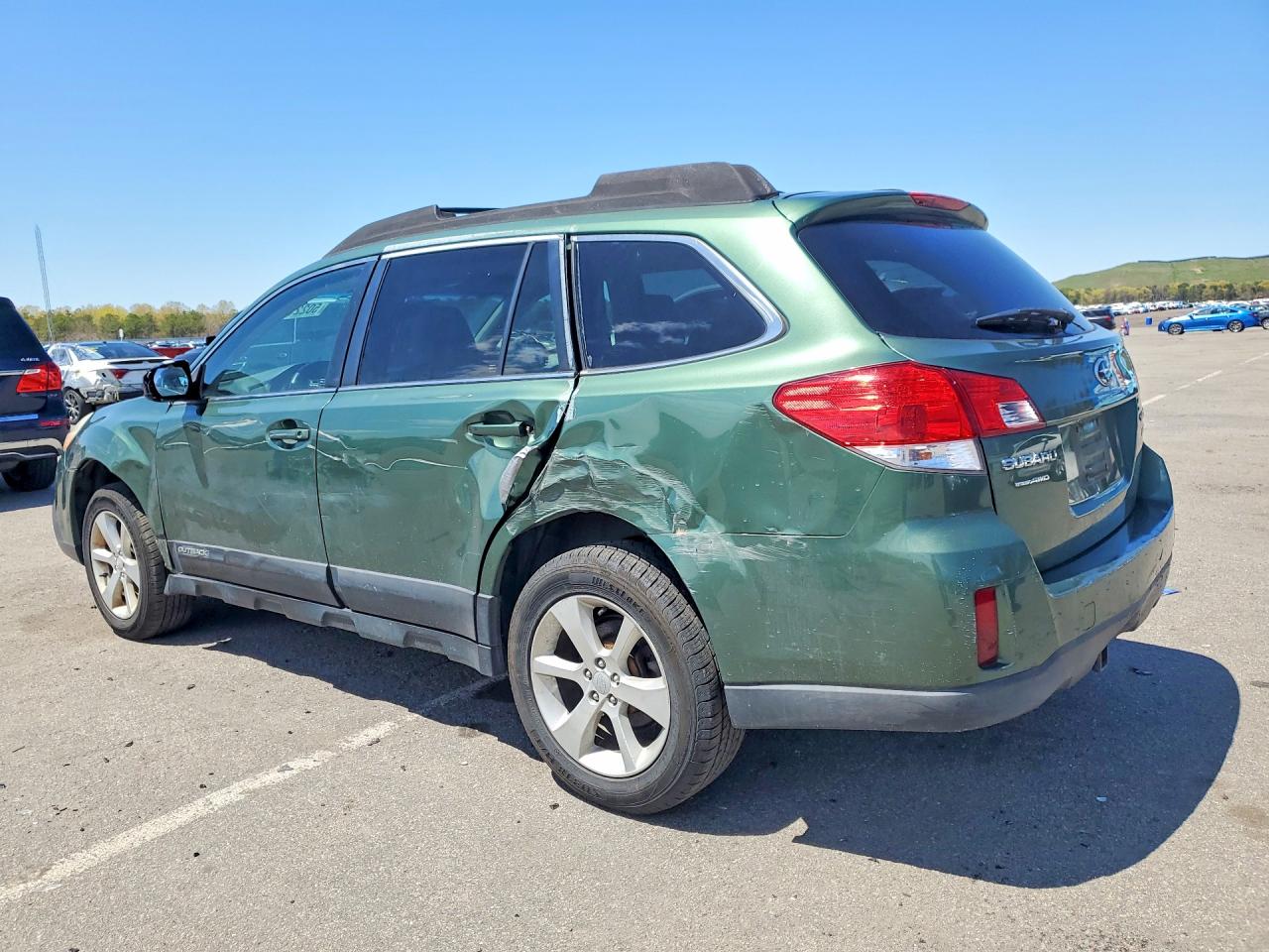 2013 Subaru Outback VIN 4S4BRBBC8D3266299 photo 2