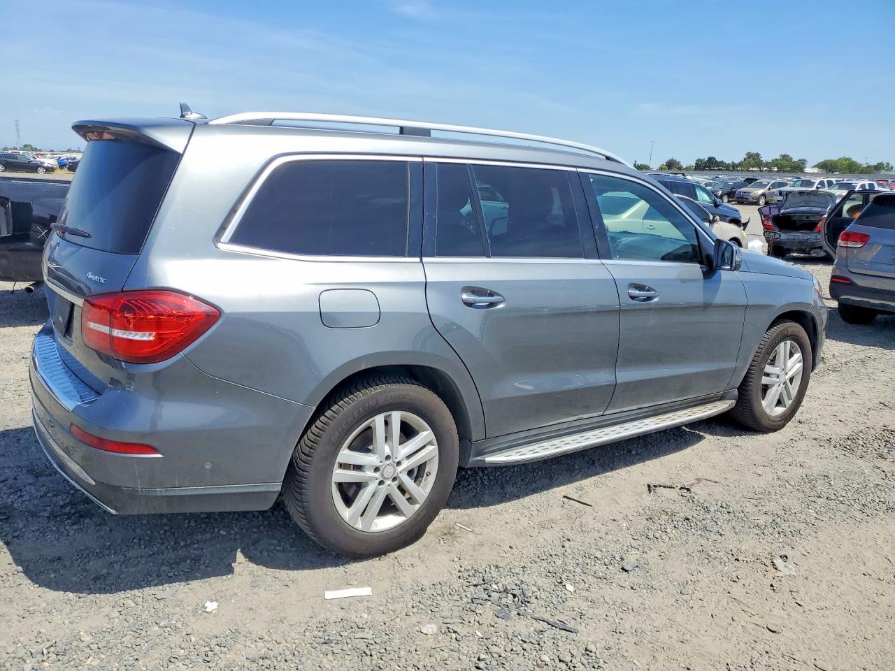 2019 Mercedes-Benz Gls-class VIN 4JGDF6EEXKB227769 photo 3
