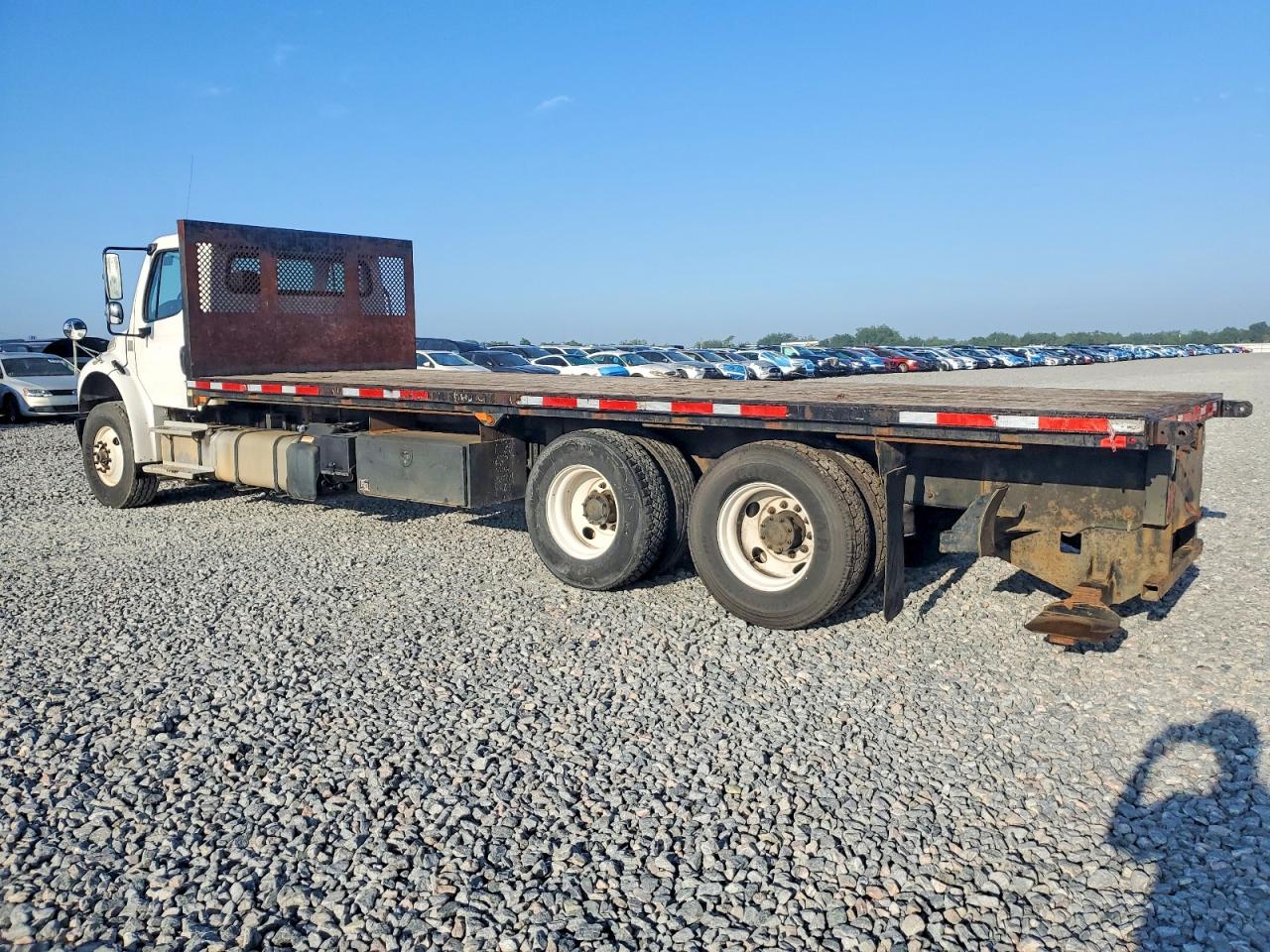 2016 FREIGHTLINER All other VIN 1FVHCYCY8GHHT7640 photo 3