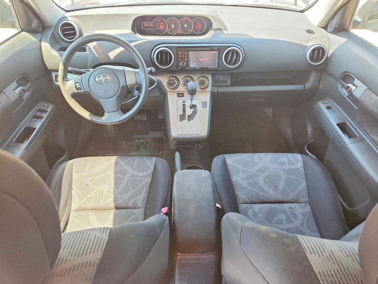 2013 Scion Xb VIN JTLZE4FE5DJ033003 photo 8