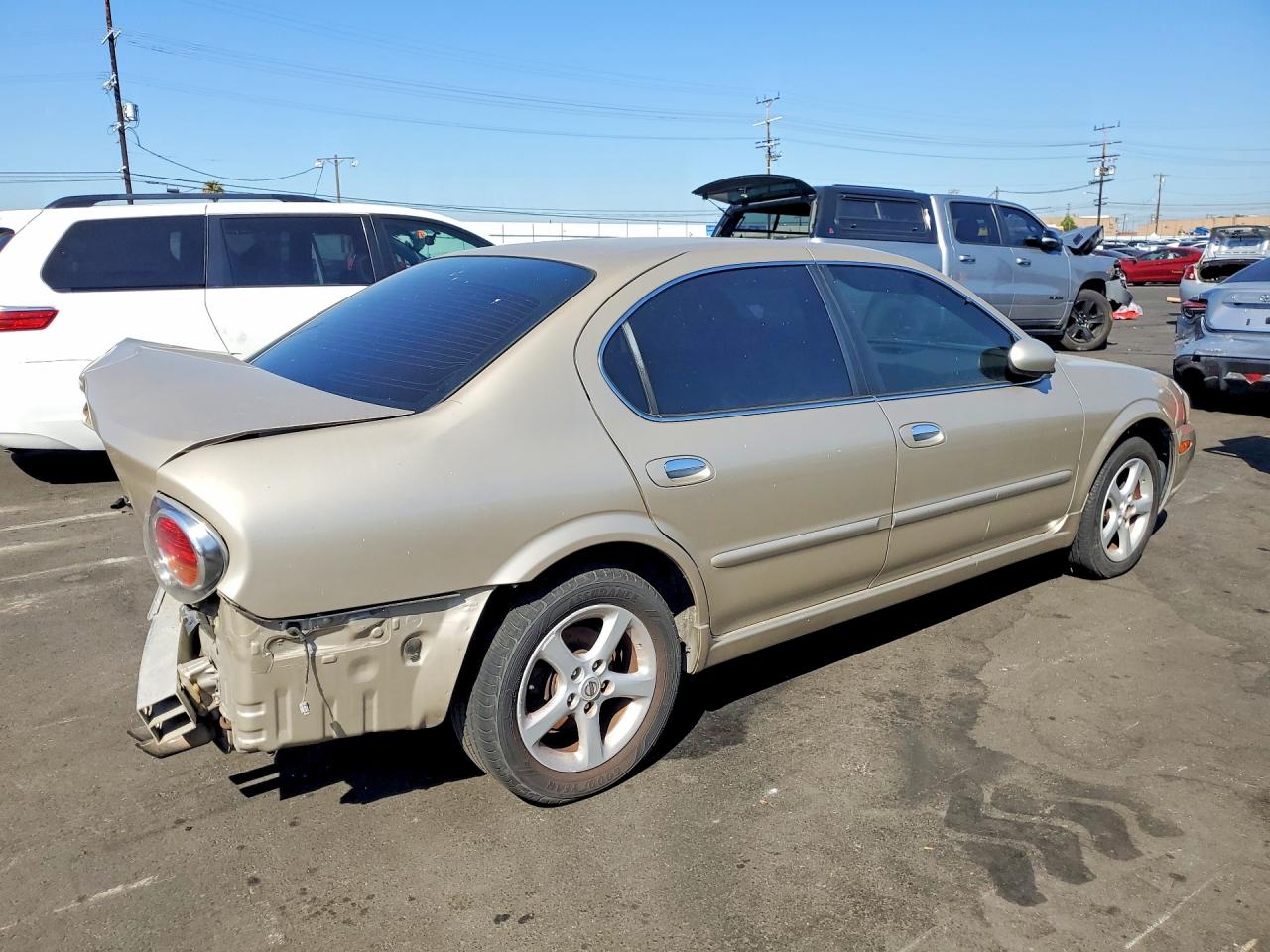 2002 Nissan Maxima VIN JN1DA31D12T451914 photo 3