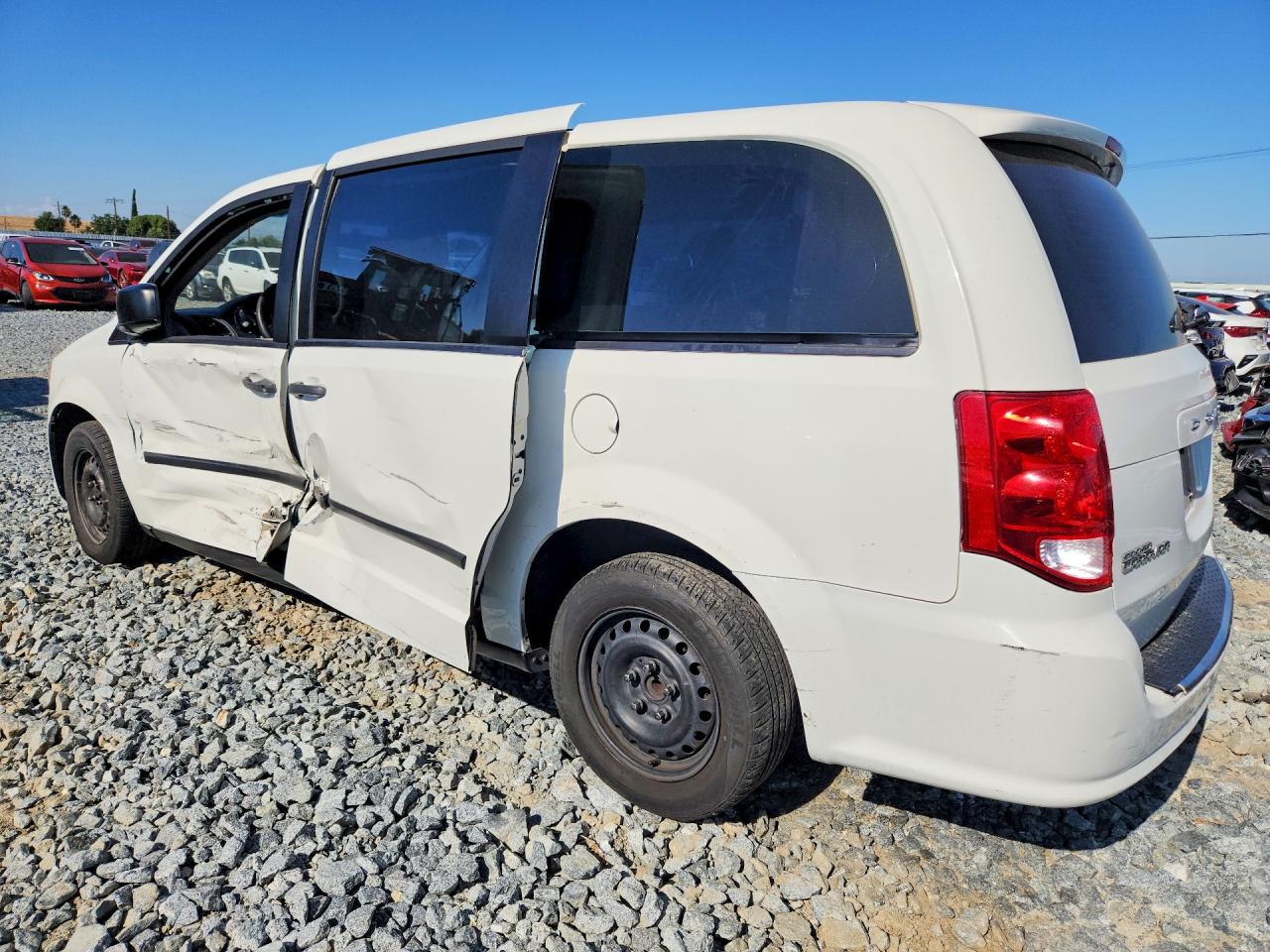 2013 Dodge Caravan VIN 2C4RDGBG8DR505763 photo 2