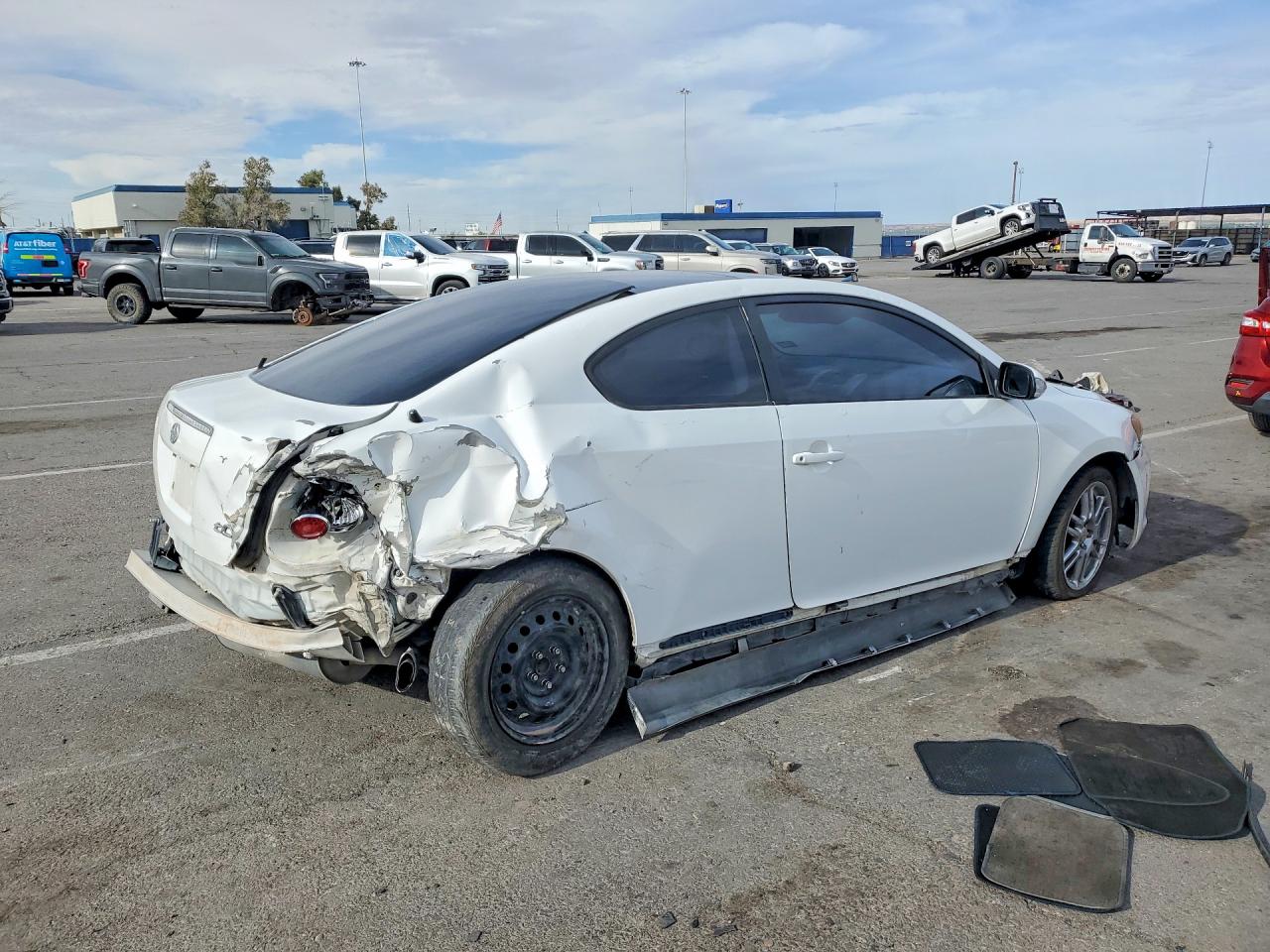 2008 Scion Tc VIN JTKDE167380220945 photo 3