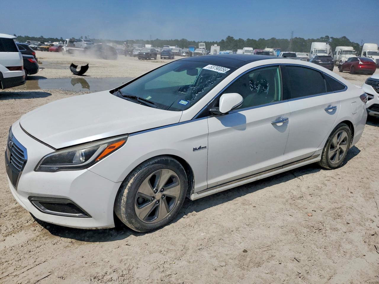 2016 Hyundai Sonata VIN KMHE34L19GA030459 photo 1