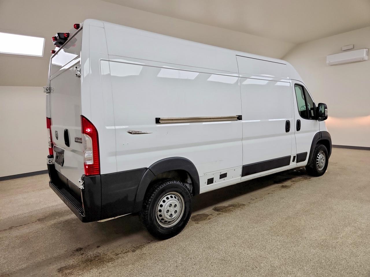 2025 Ram Promaster VIN 3C6LRVDGXSE514107 photo 3
