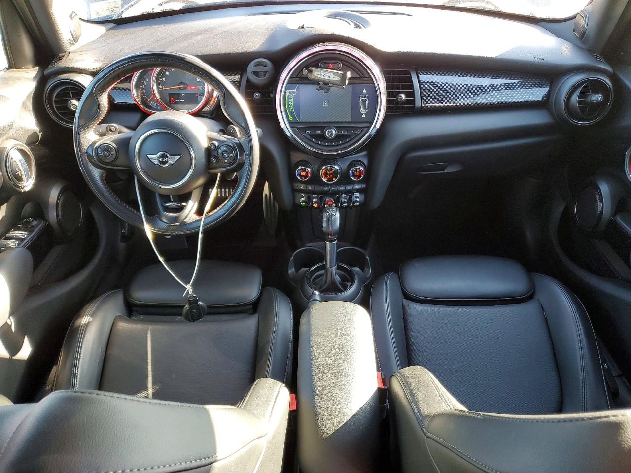 2018 MINI Cooper VIN WMWXU3C57J2F51107 photo 8