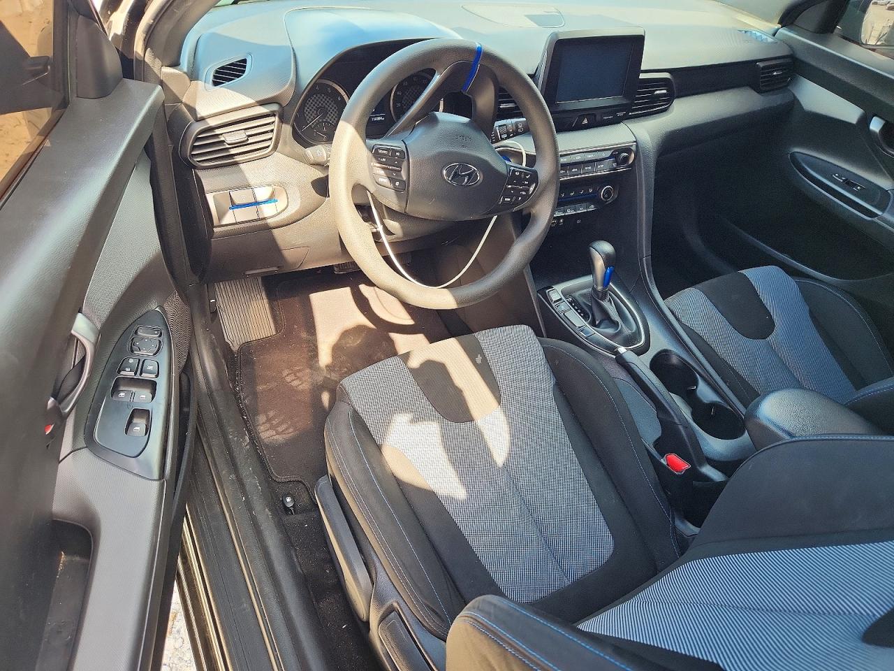 2020 Hyundai Veloster VIN KMHTG6AF2LU021942 photo 8