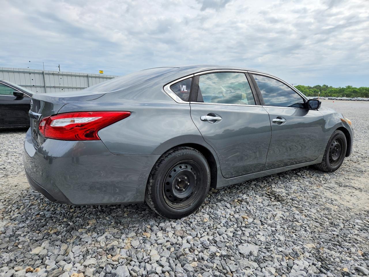 2016 NISSAN Altima VIN 1N4AL3AP7GC245384 photo 3