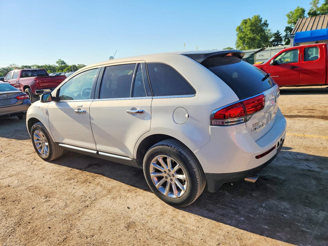 2013 Lincoln Mkx VIN 2LMDJ6JK0DBL25043 photo 2