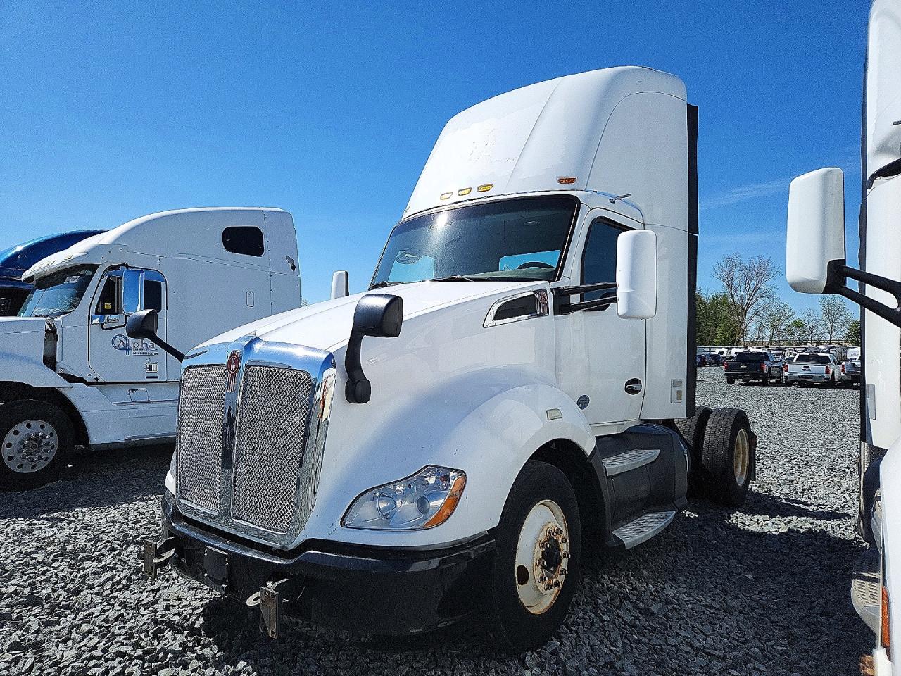2017 KENWORTH All other VIN 1XKYA48X2HJ160304 photo 2
