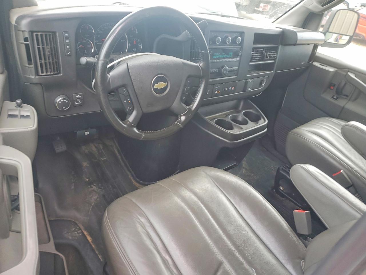 2022 CHEVROLET Express VIN 1GCWGAFP6N1174804 photo 8