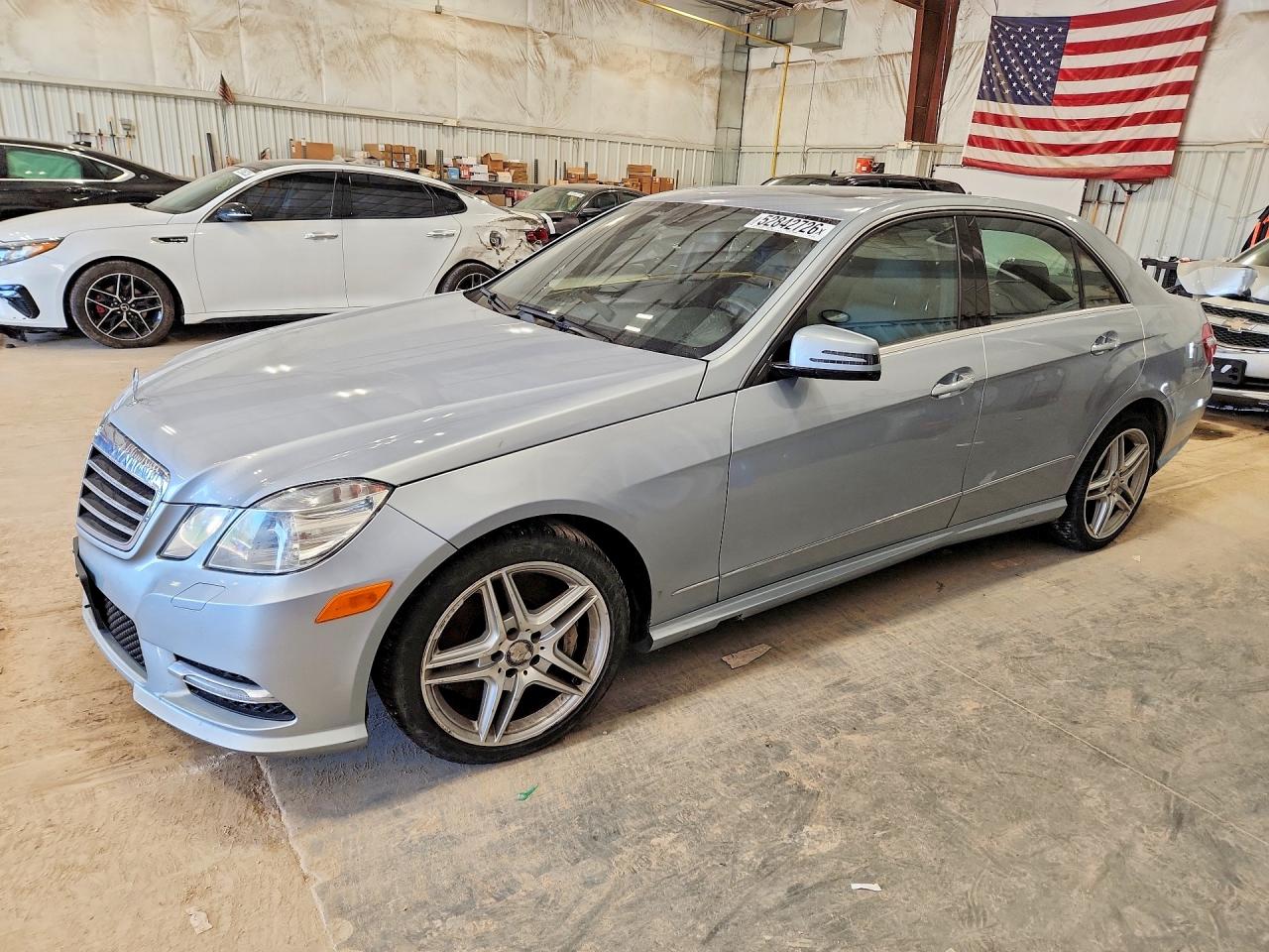 2013 Mercedes-Benz E-class VIN WDDHF9BB7DA687679 photo 1