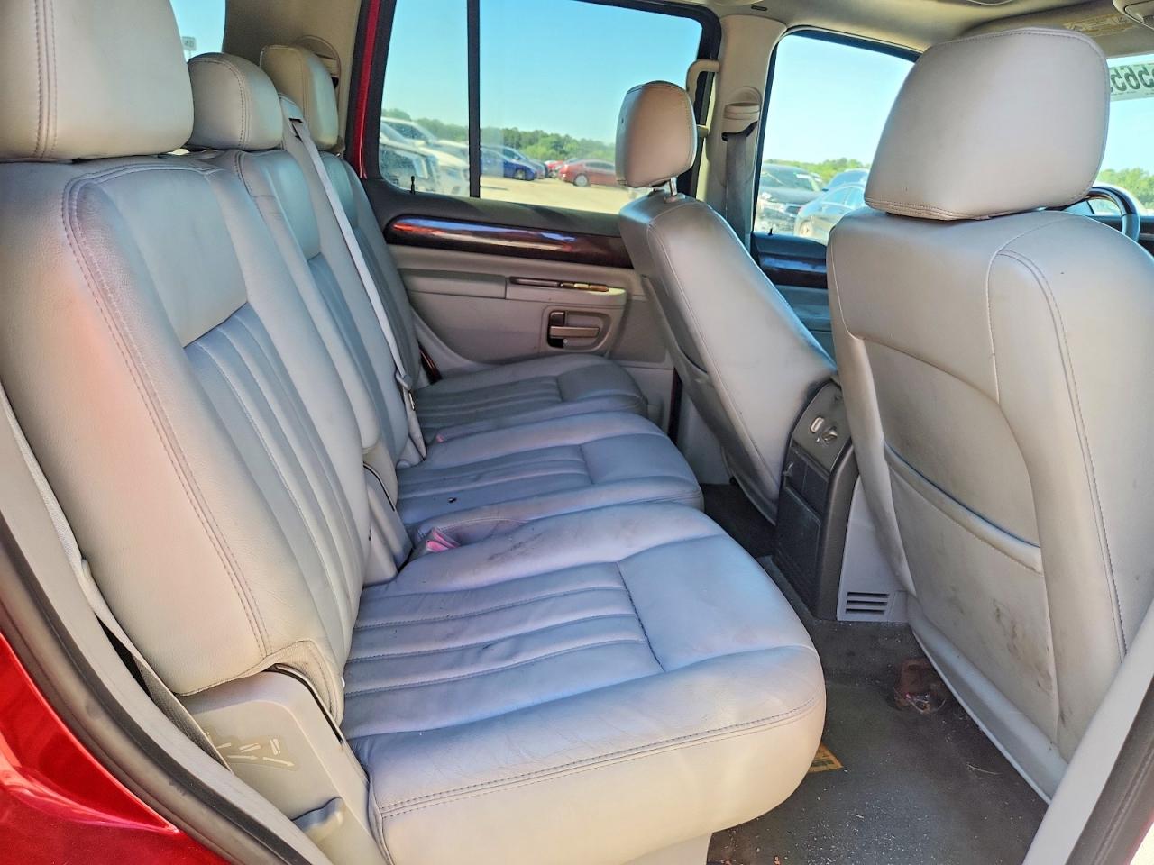2004 LINCOLN Aviator VIN 5LMEU88H04ZJ43818 photo 10
