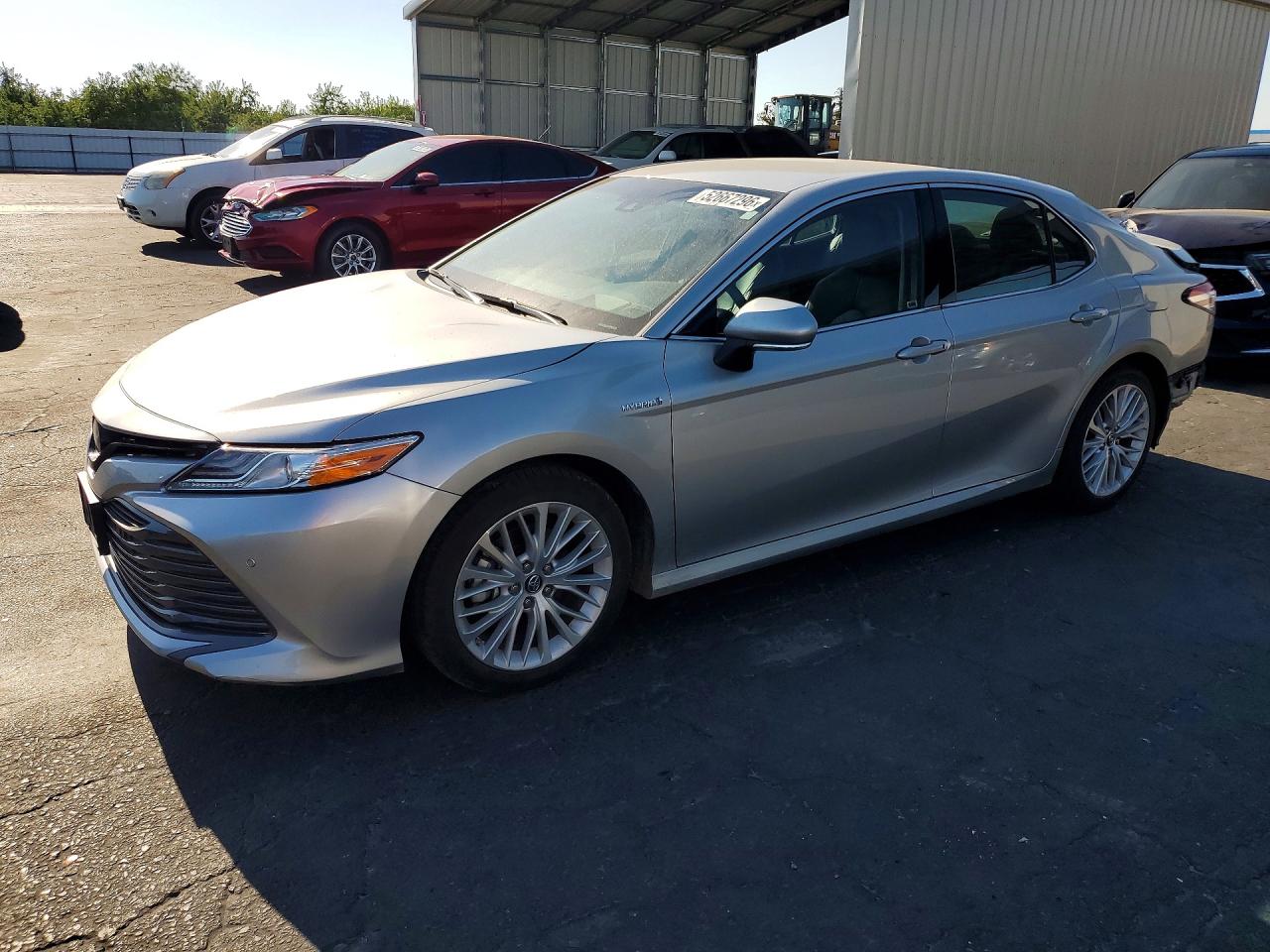 2018 Toyota Camry sola VIN 4T1B21HK8JU502033 photo 1