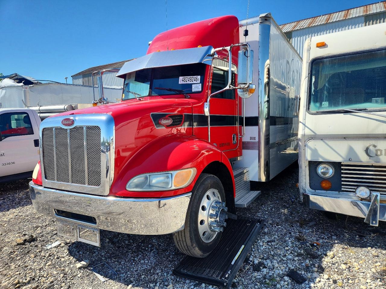 2012 PETERBILT All models VIN 2NP2HM6X4CM149668 photo 2