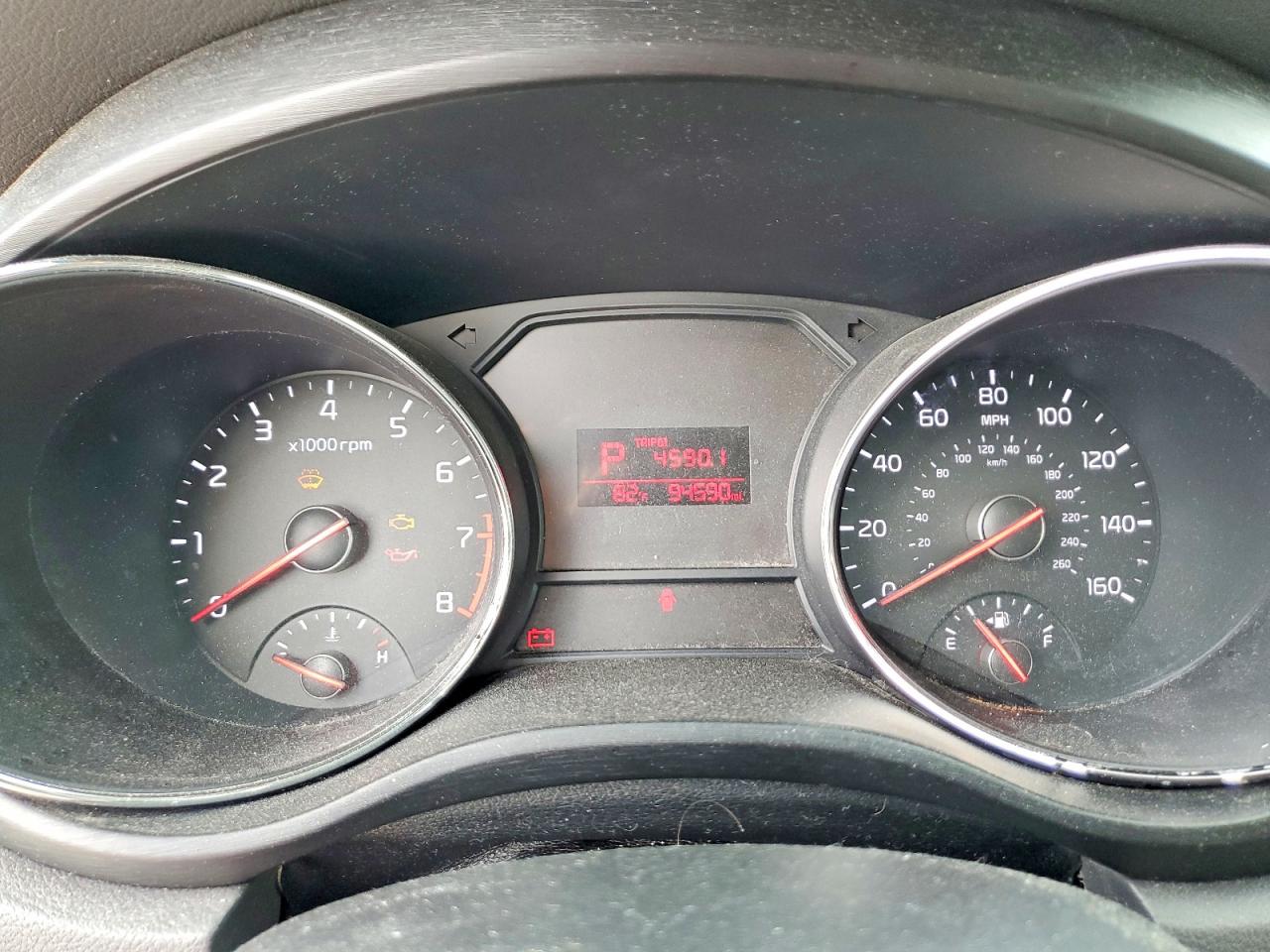 2018 Kia SEDONA VIN KNDMB5C13J6373559 photo 9