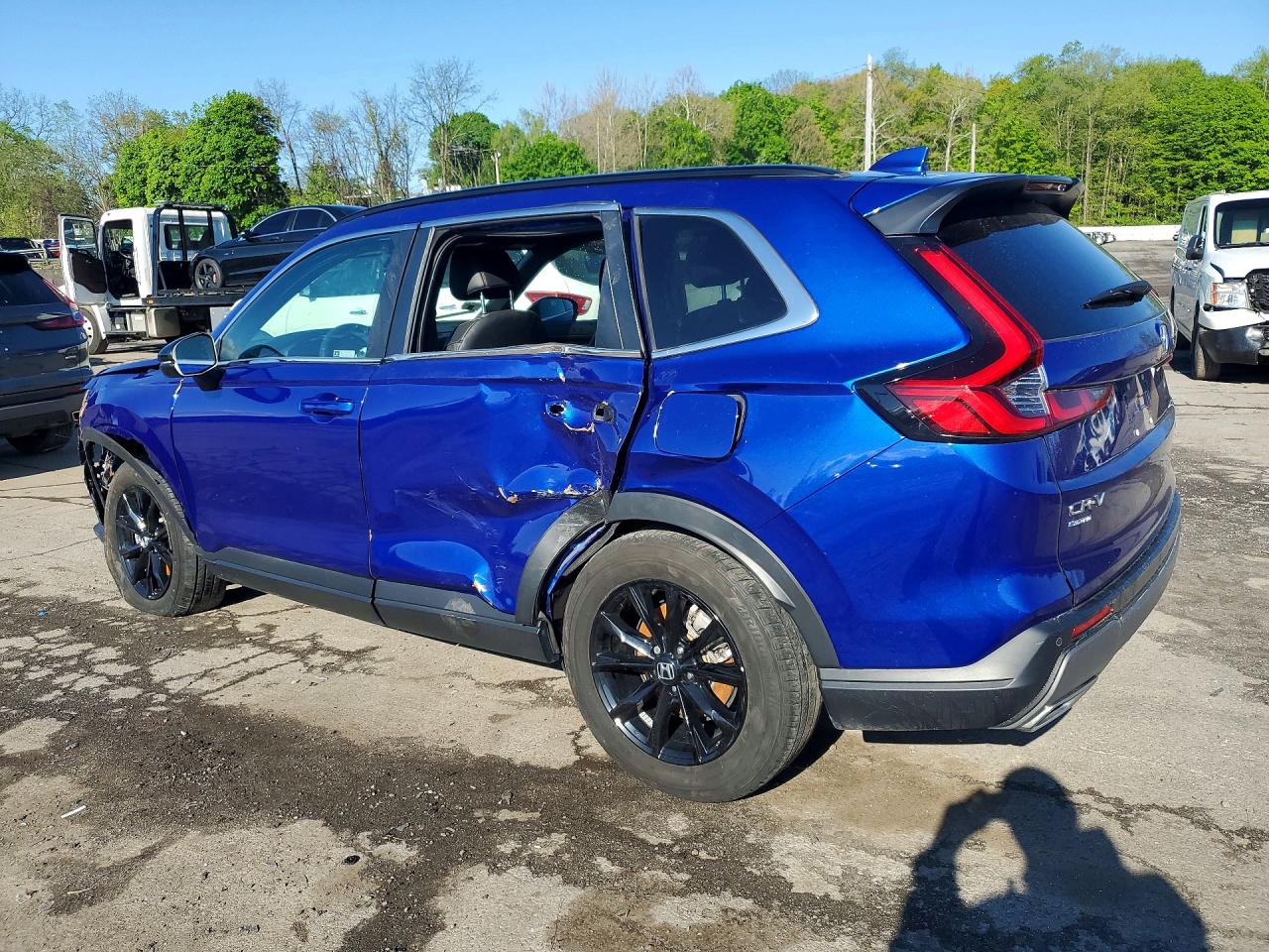 2024 Honda Crv VIN 7FARS6H82RE076613 photo 2