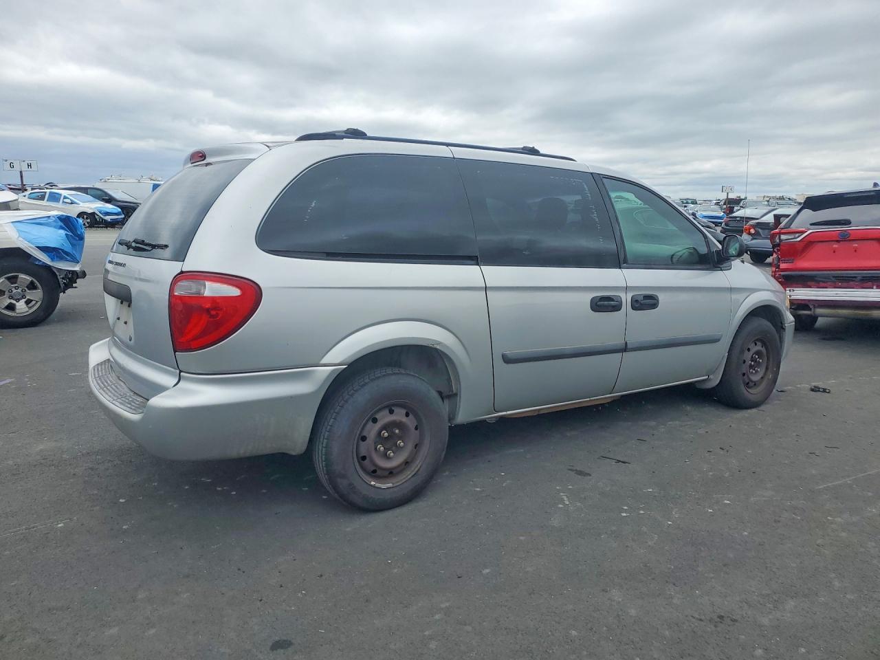 2007 Dodge Caravan VIN 1D4GP24R57B157460 photo 3