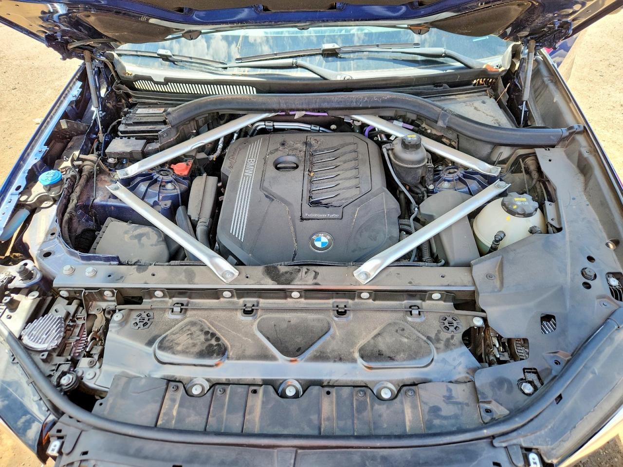 2022 BMW X5 VIN 5UXCR6C0XN9M37040 photo 11