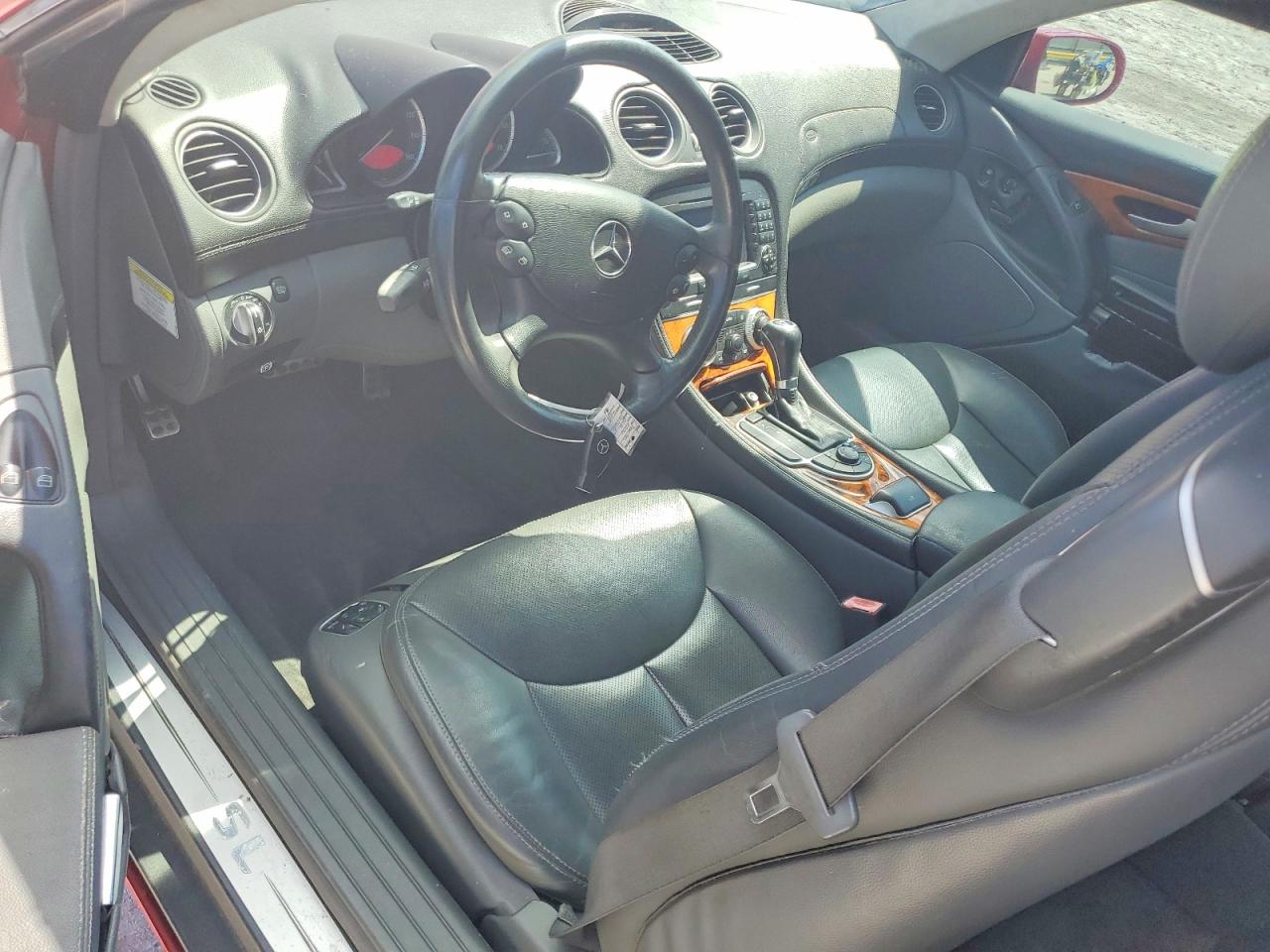 2006 Mercedes-Benz Sl-class VIN WDBSK75F26F114773 photo 8