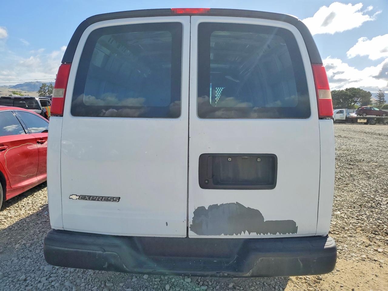 2008 CHEV Express VIN 1GCFG15X281104707 photo 6