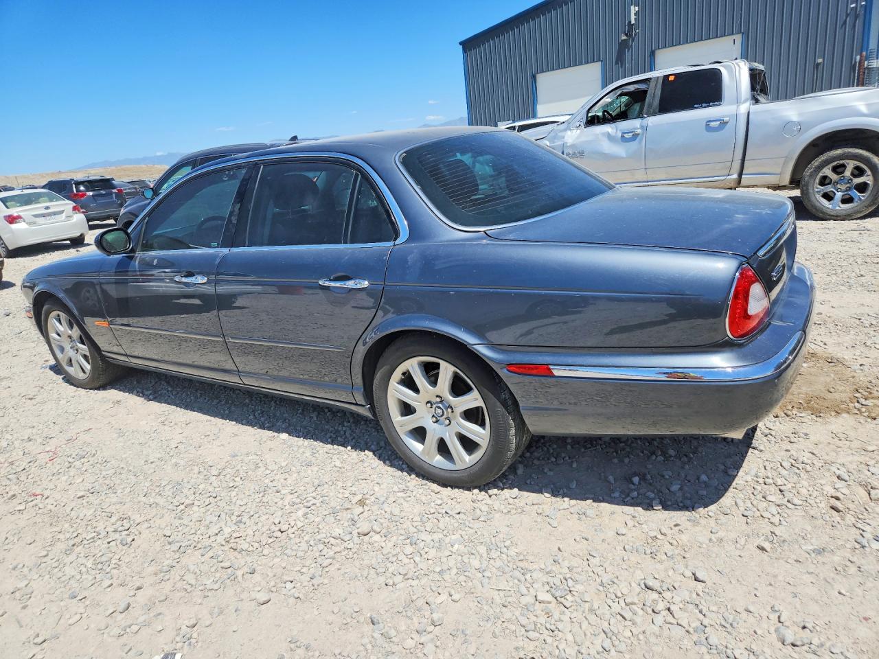 2004 Jaguar Xj8 VIN SAJWA71C24SG30755 photo 2