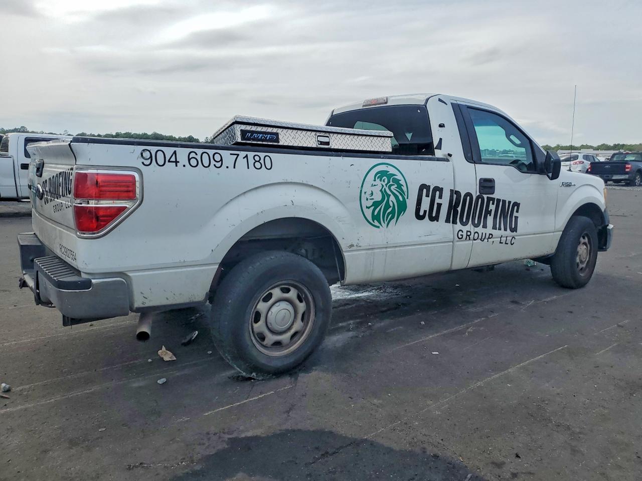 2010 Ford F150 VIN 1FTMF1CW3AKE30889 photo 3