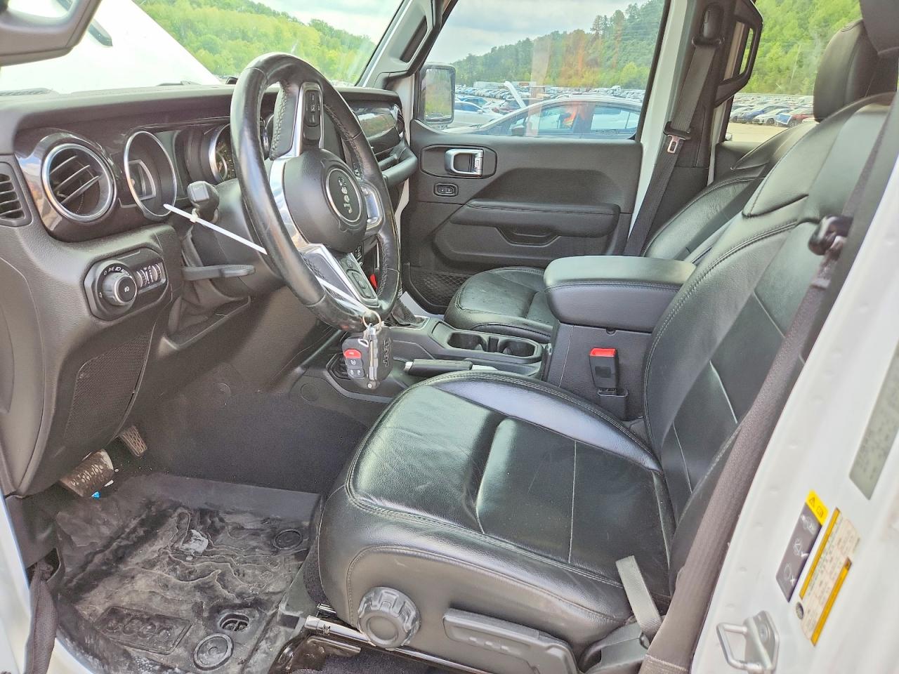 2020 Jeep Wrangler / VIN 1C4HJXEN5LW145288 photo 7