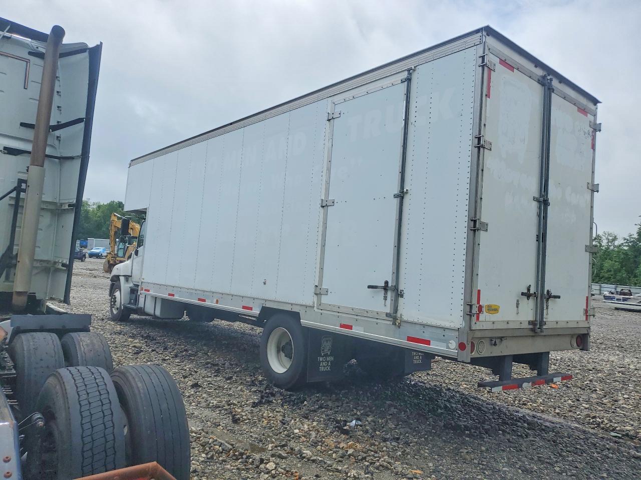 2017 HINO All other VIN 5PVNJ8JV2H4S65969 photo 2