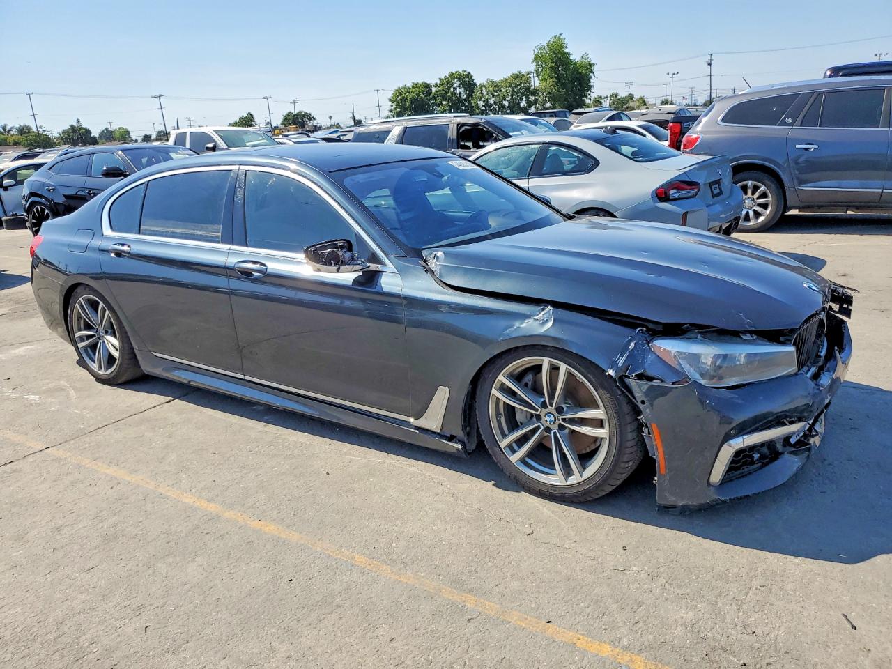 2019 BMW 7 series VIN WBA7E4C51KGV28667 photo 4