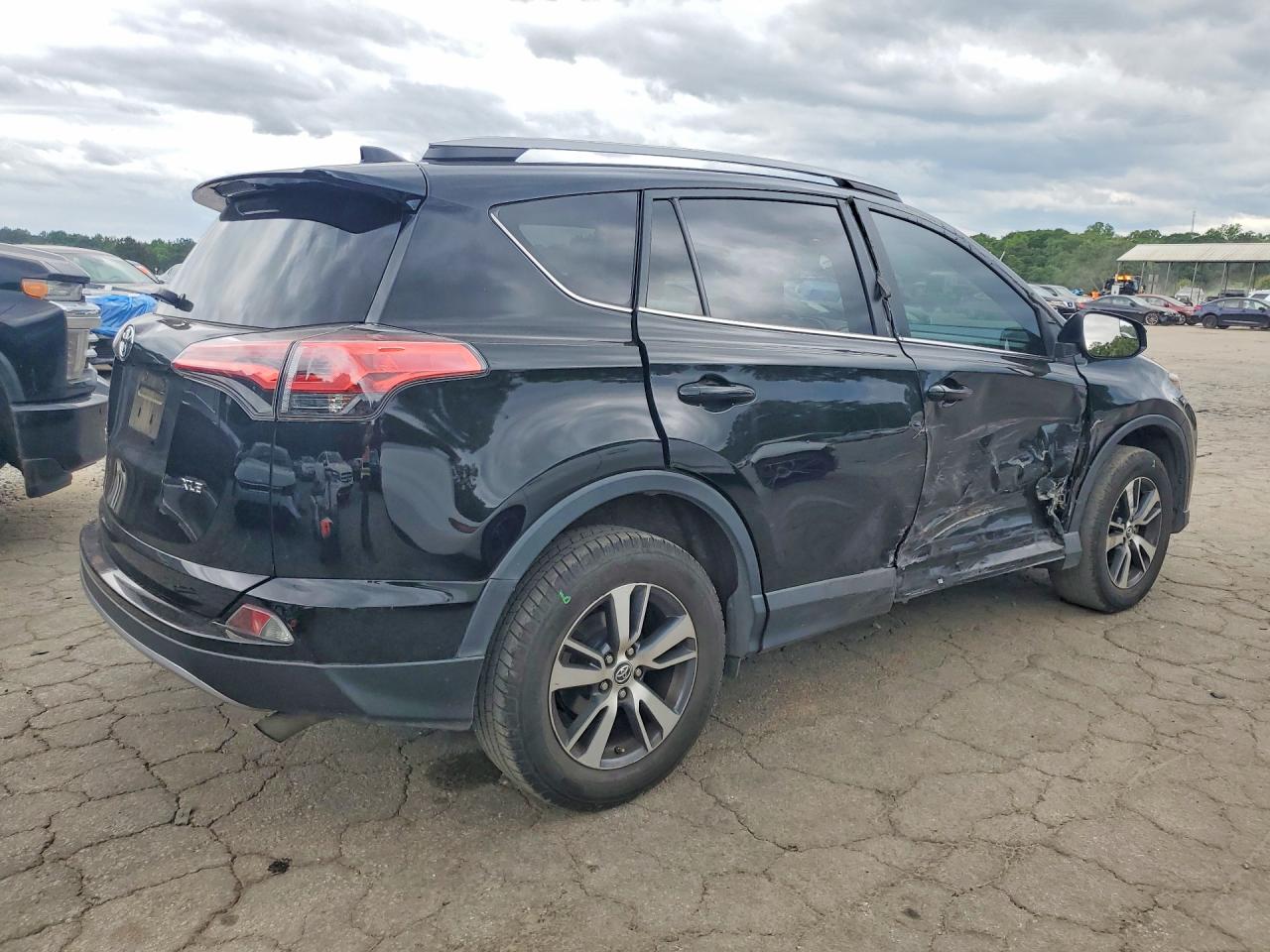 2017 TOYOTA Rav4 VIN 2T3WFREV4HW321371 photo 3