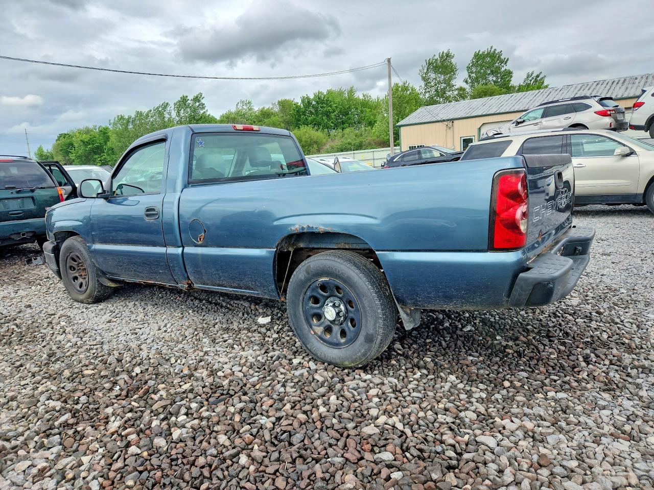 2007 Chevrolet Silverado VIN 1GCEC14X97Z192938 photo 2