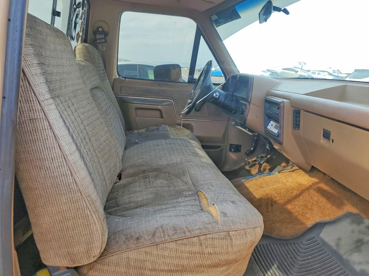1990 Ford F250 VIN 2FTHF25M9LCA61966 photo 10