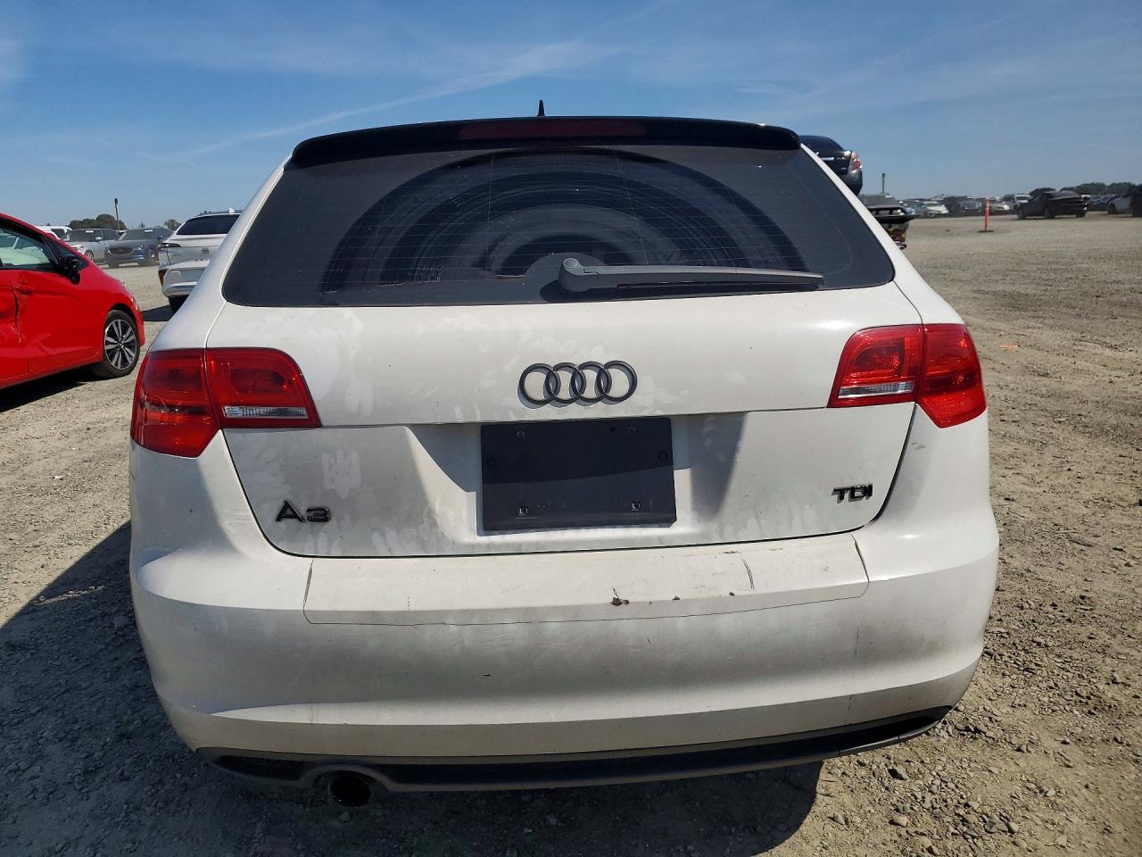 2012 Audi A3 VIN WAUBJAFM5CA096418 photo 6