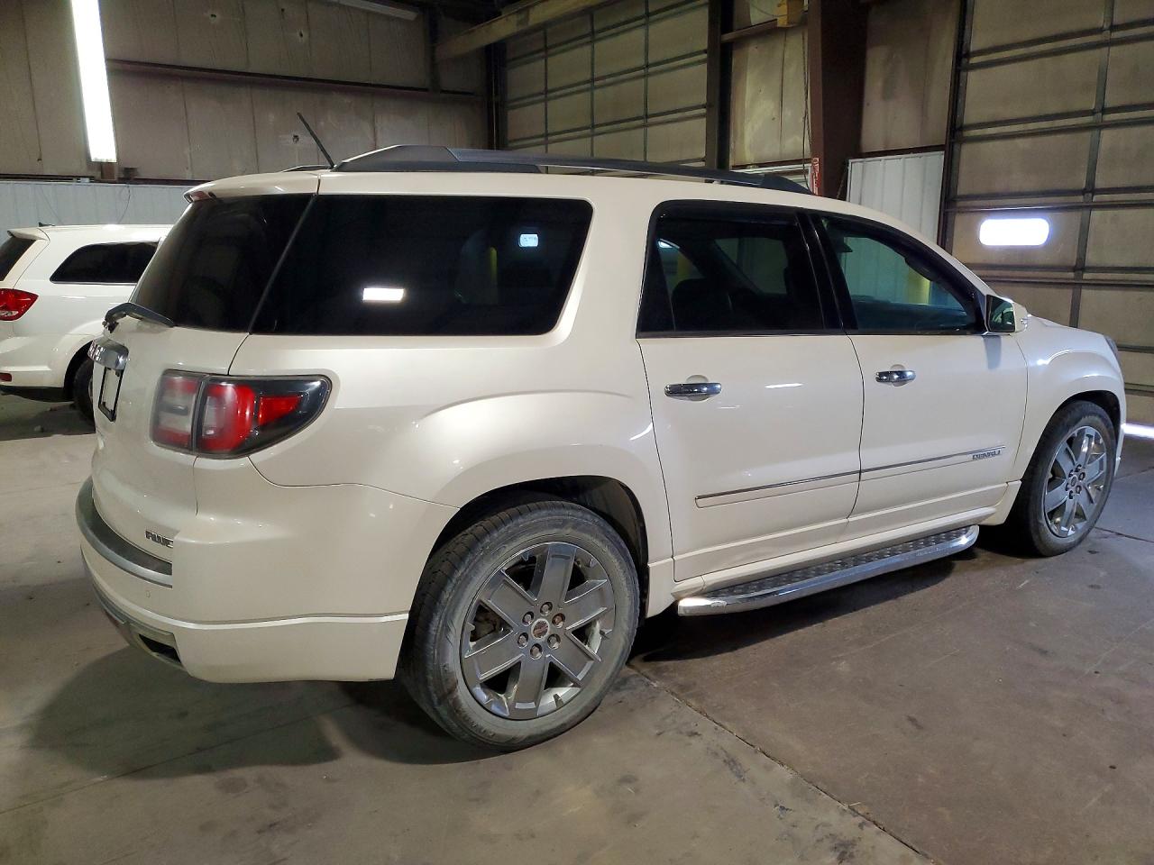 2014 GMC Acadia den VIN 1GKKVTKD4EJ252111 photo 3
