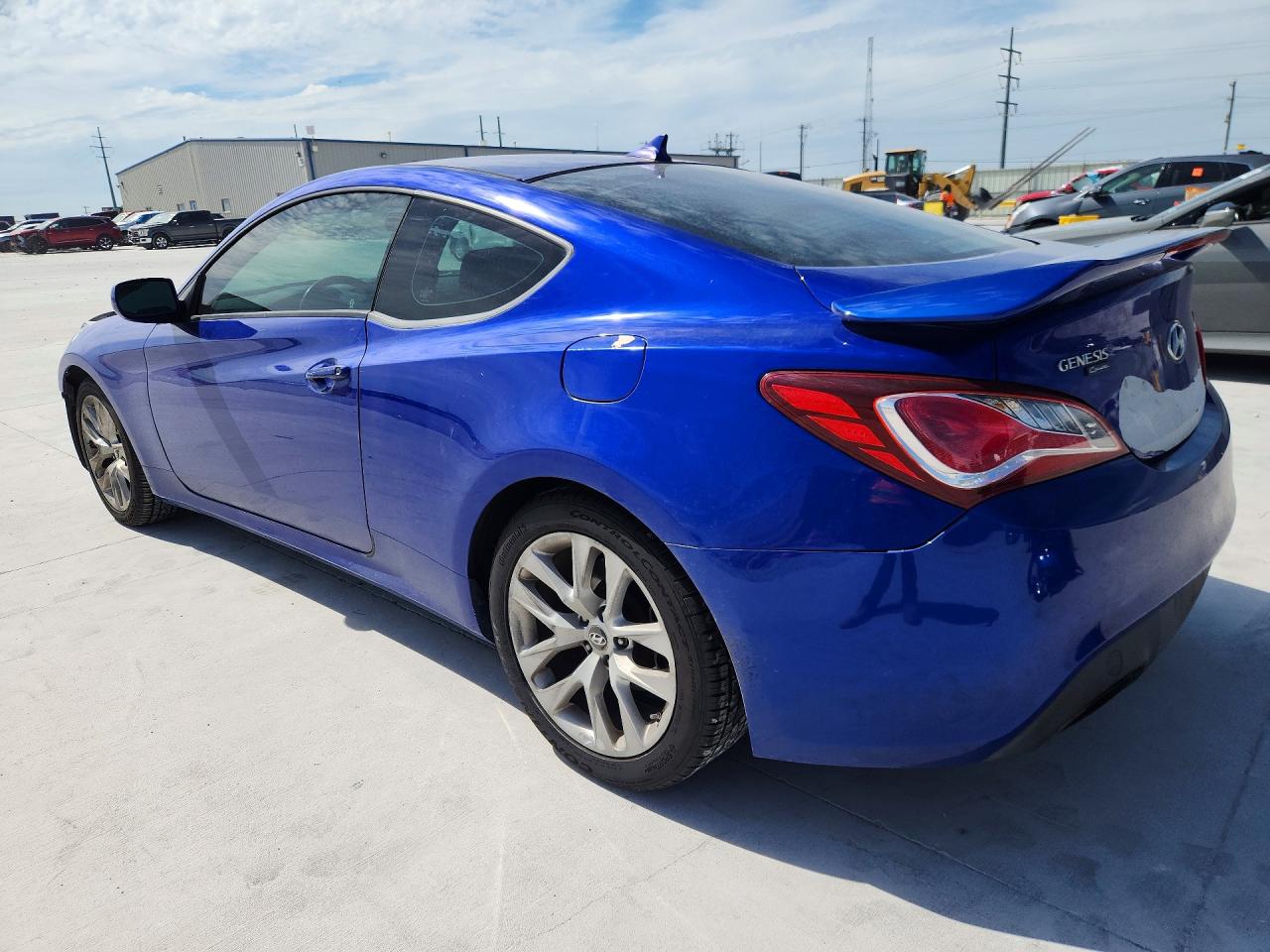 2013 Hyundai Genesis VIN KMHHT6KD0DU099989 photo 2
