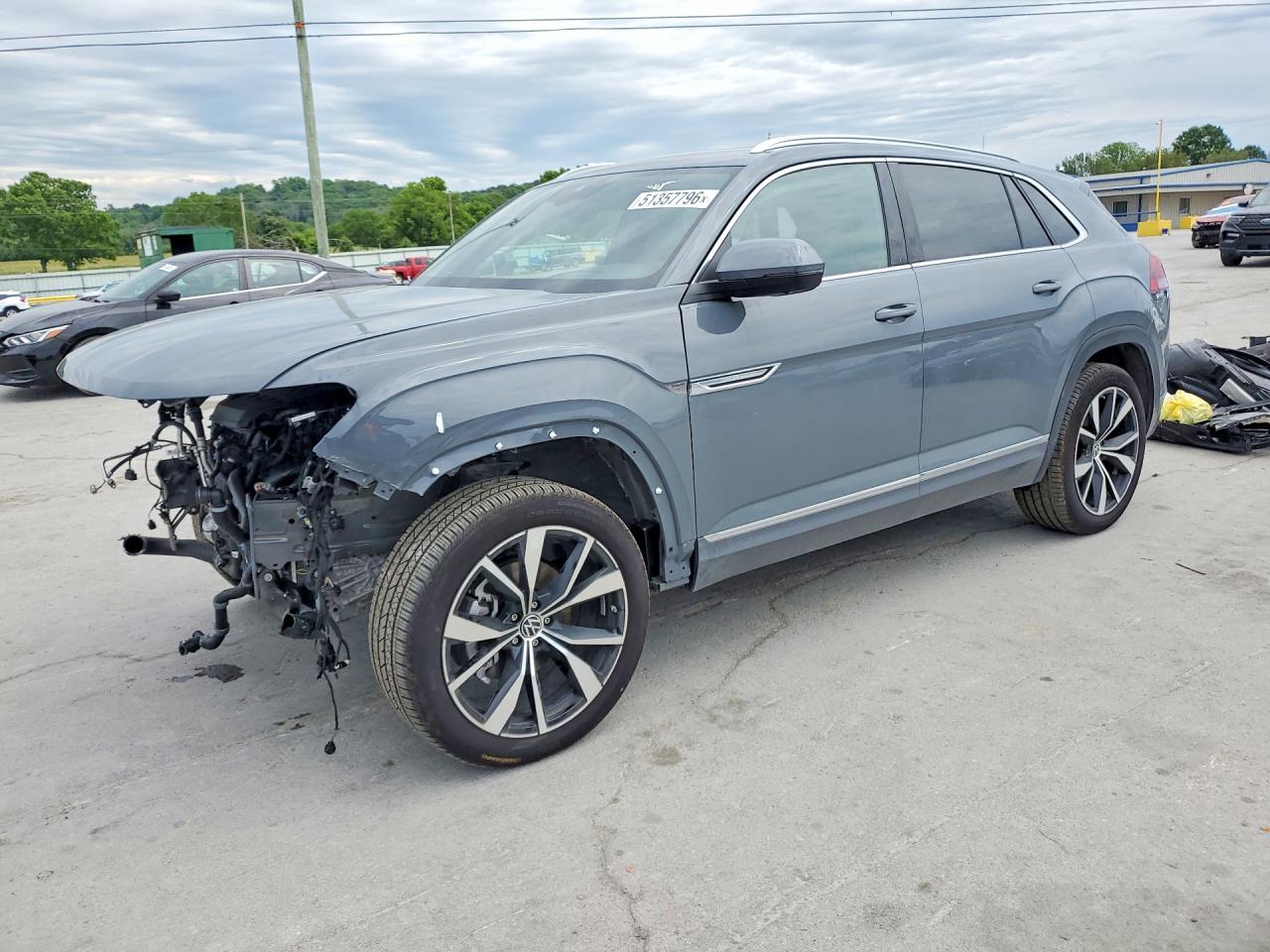 2026 Volkswagen Atlas VIN 1V2FC2CA9TC200717 photo 1