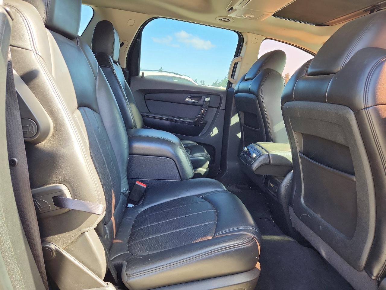 2012 GMC Acadia den VIN 1GKKVTED8CJ132661 photo 11