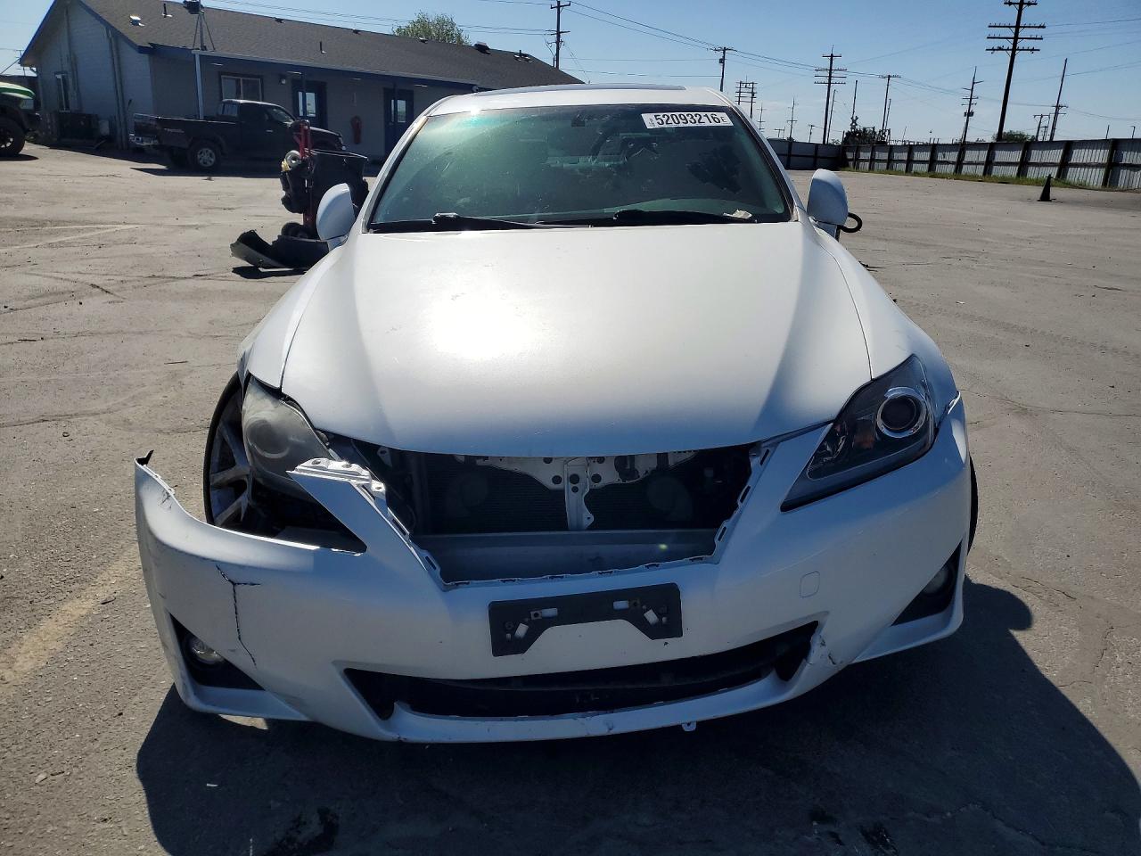 2011 LEXUS Is VIN JTHCF5C20B5051072 photo 5