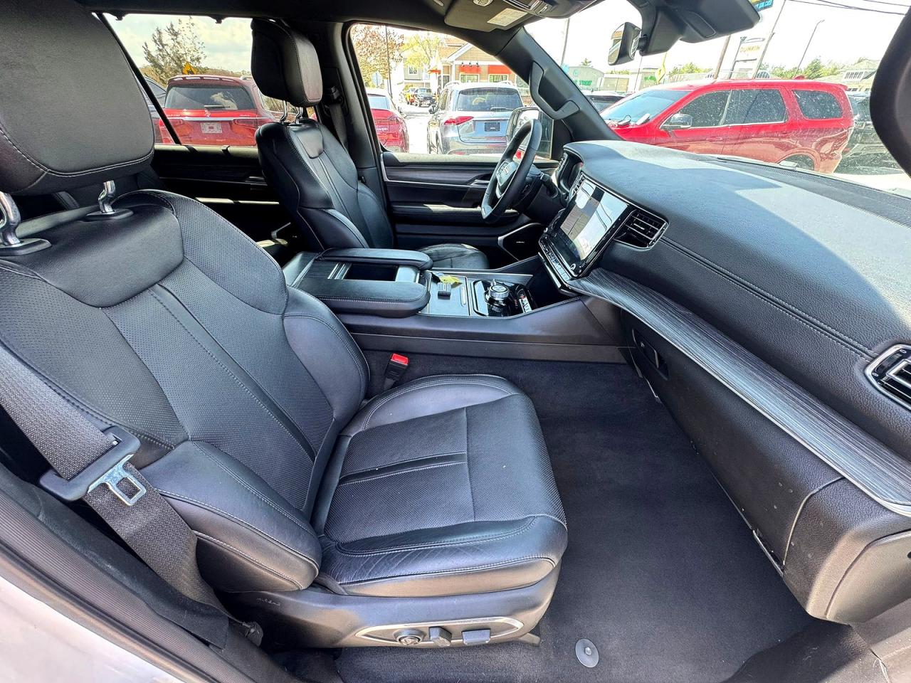 2023 JEEP Wagoneer VIN 1C4SJSBP9PS557564 photo 5