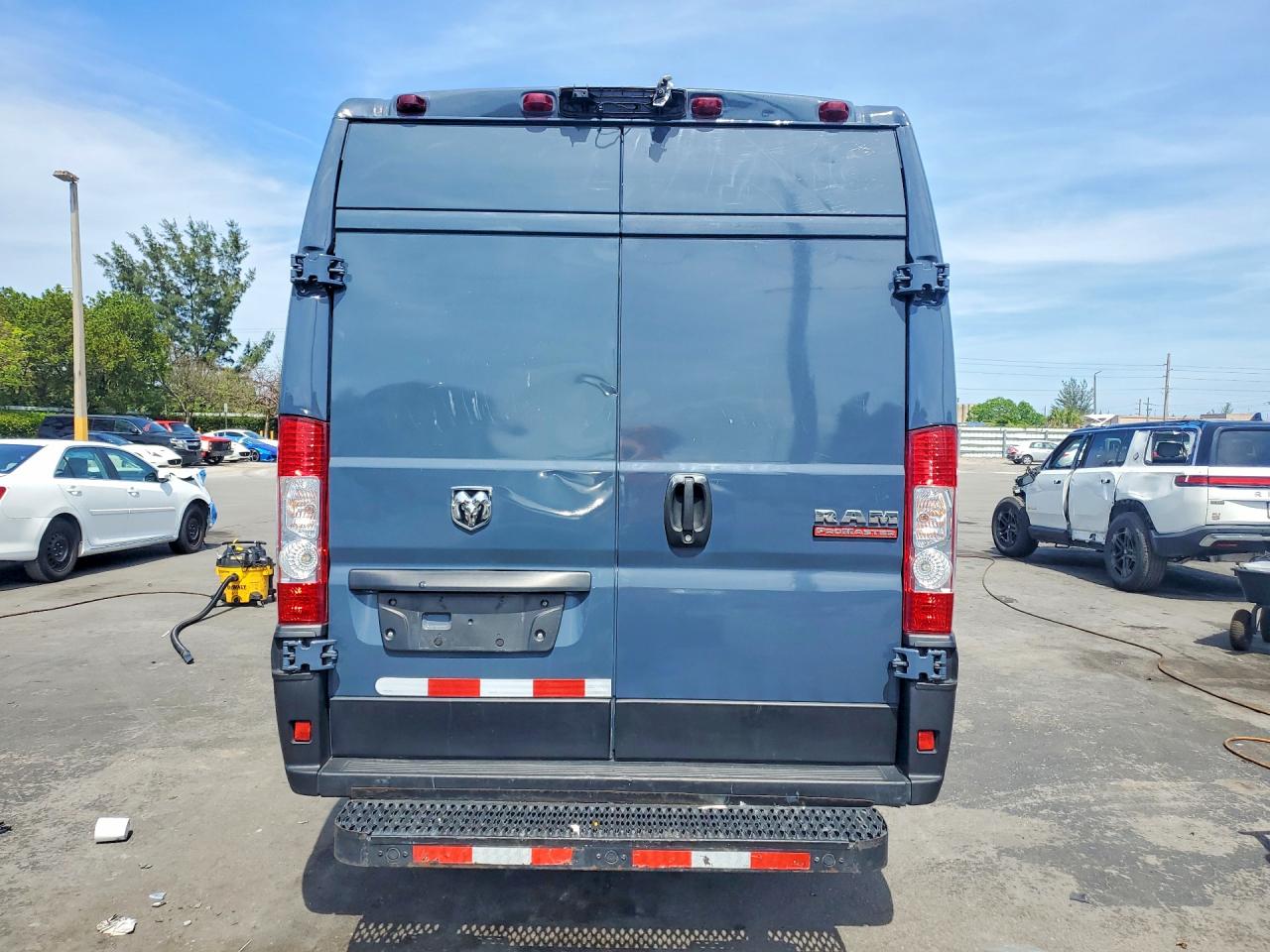 2020 Ram Promaster VIN 3C6URVJG7LE140534 photo 6