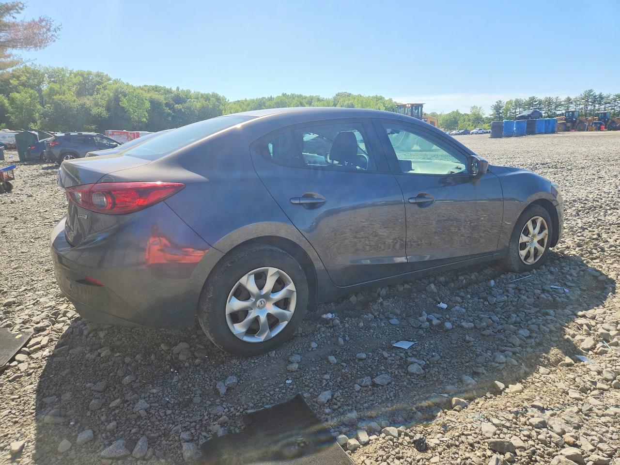 2017 Mazda 3 VIN 3MZBN1U72HM135901 photo 3